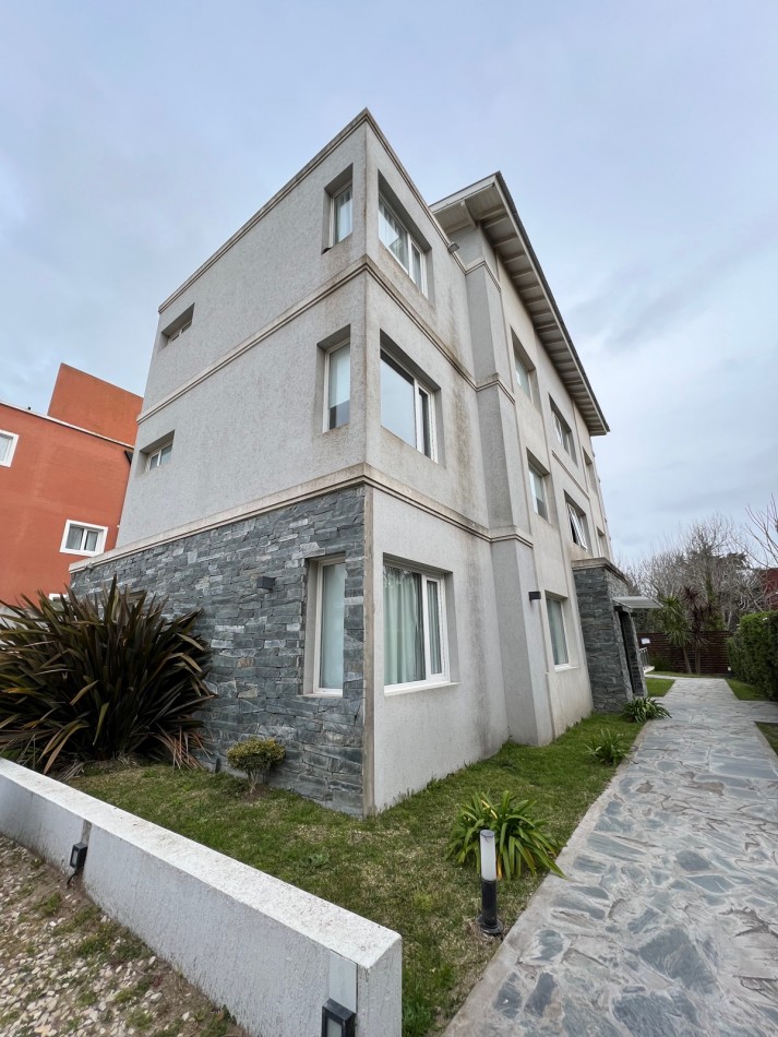 Departamento en venta en Valeria A METROS del Mar