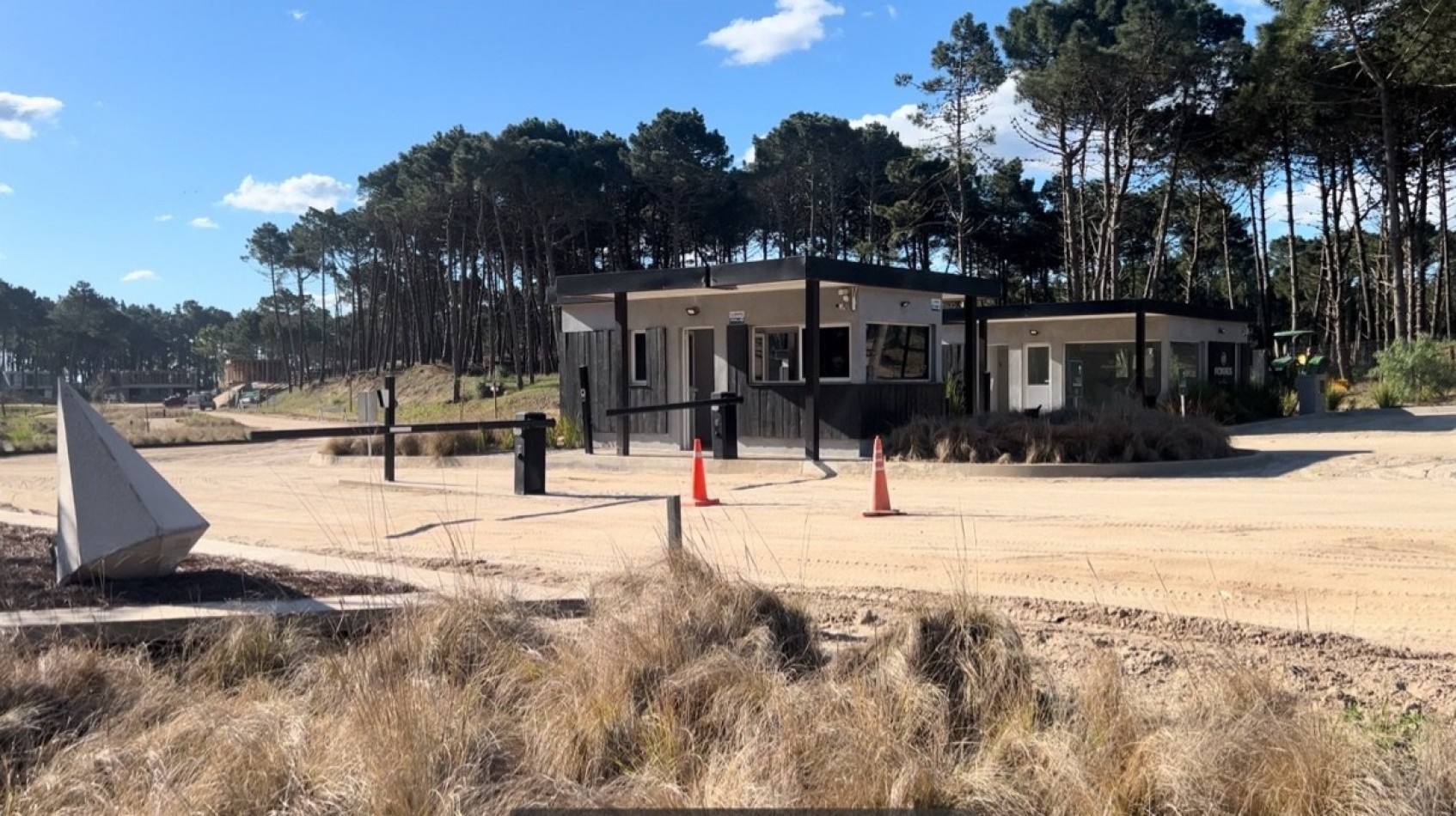 TERRENO INTERNO en venta en Barrio CERRADO Pioneros Pinamar