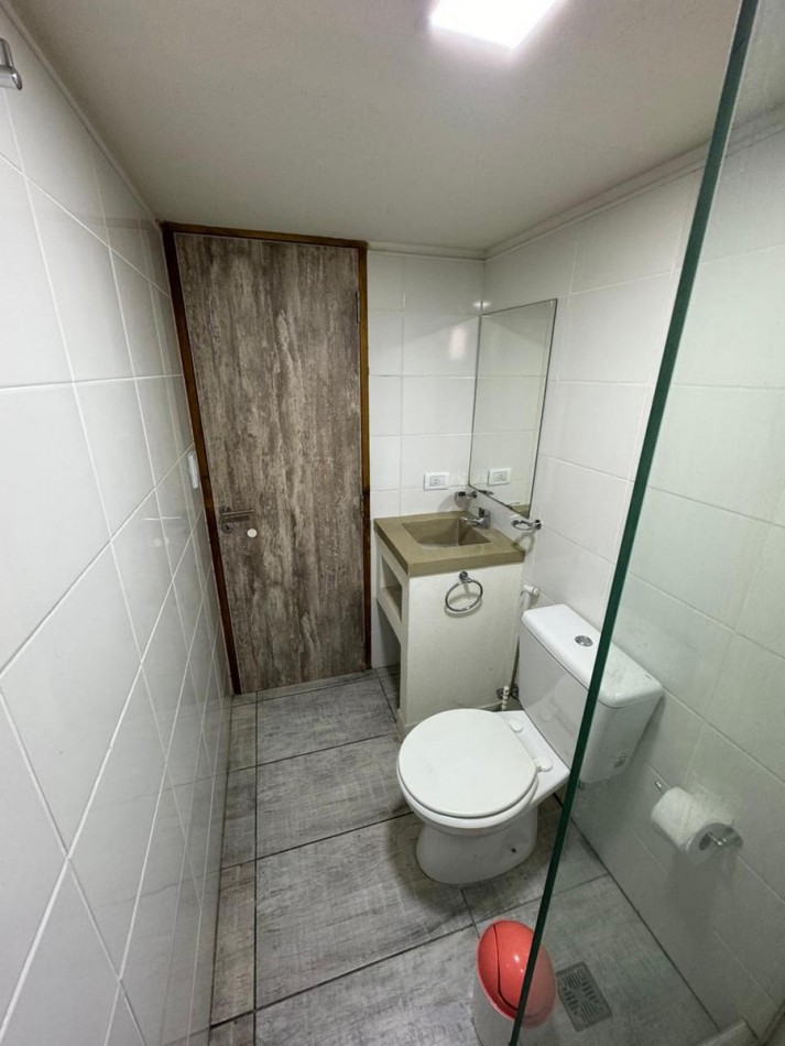 CASA CON DEPTOS EN VENTA EN VALERIA DEL MAR