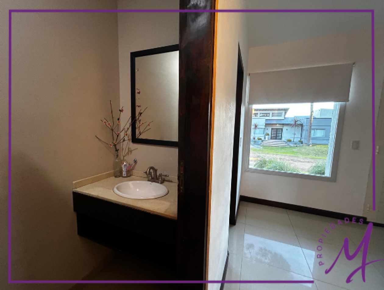 CASA EN ALQUILER TEMPORARIO EN PINAMAR 4 HABITACIONES PARA 8 PERSONAS