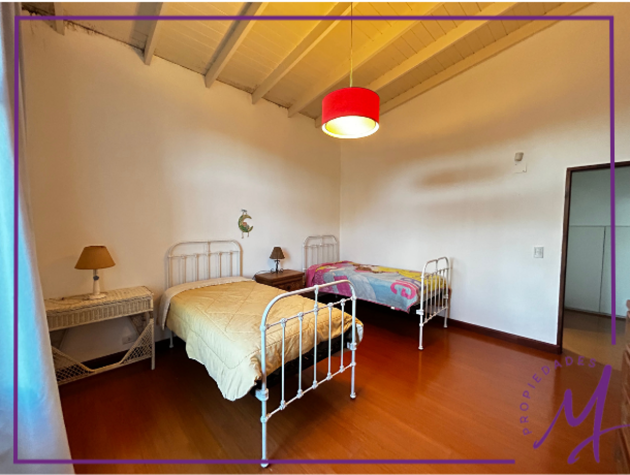 CASA EN ALQUILER TEMPORARIO EN PINAMAR 4 HABITACIONES PARA 8 PERSONAS