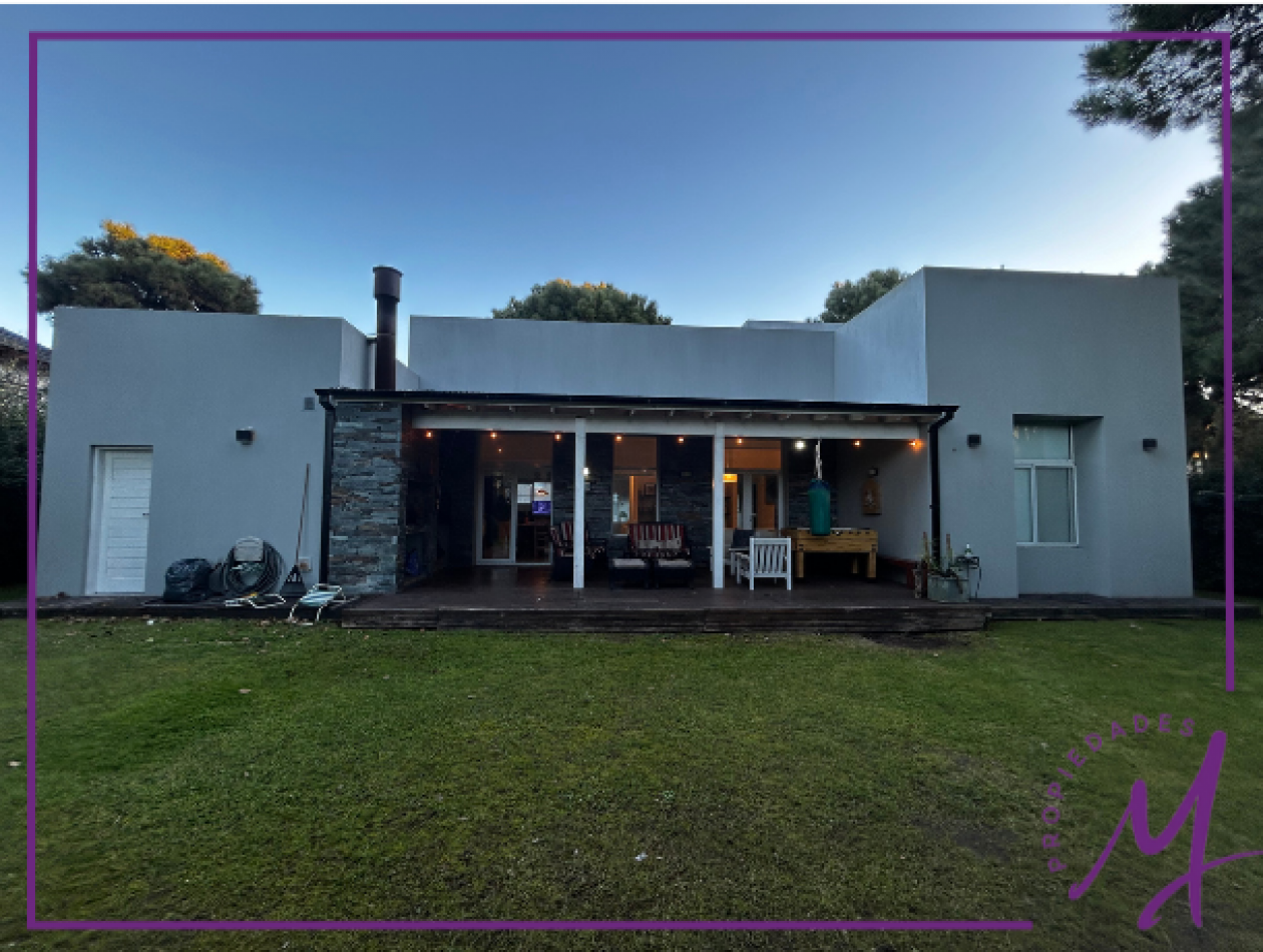 CASA EN ALQUILER TEMPORARIO EN PINAMAR 4 HABITACIONES PARA 8 PERSONAS