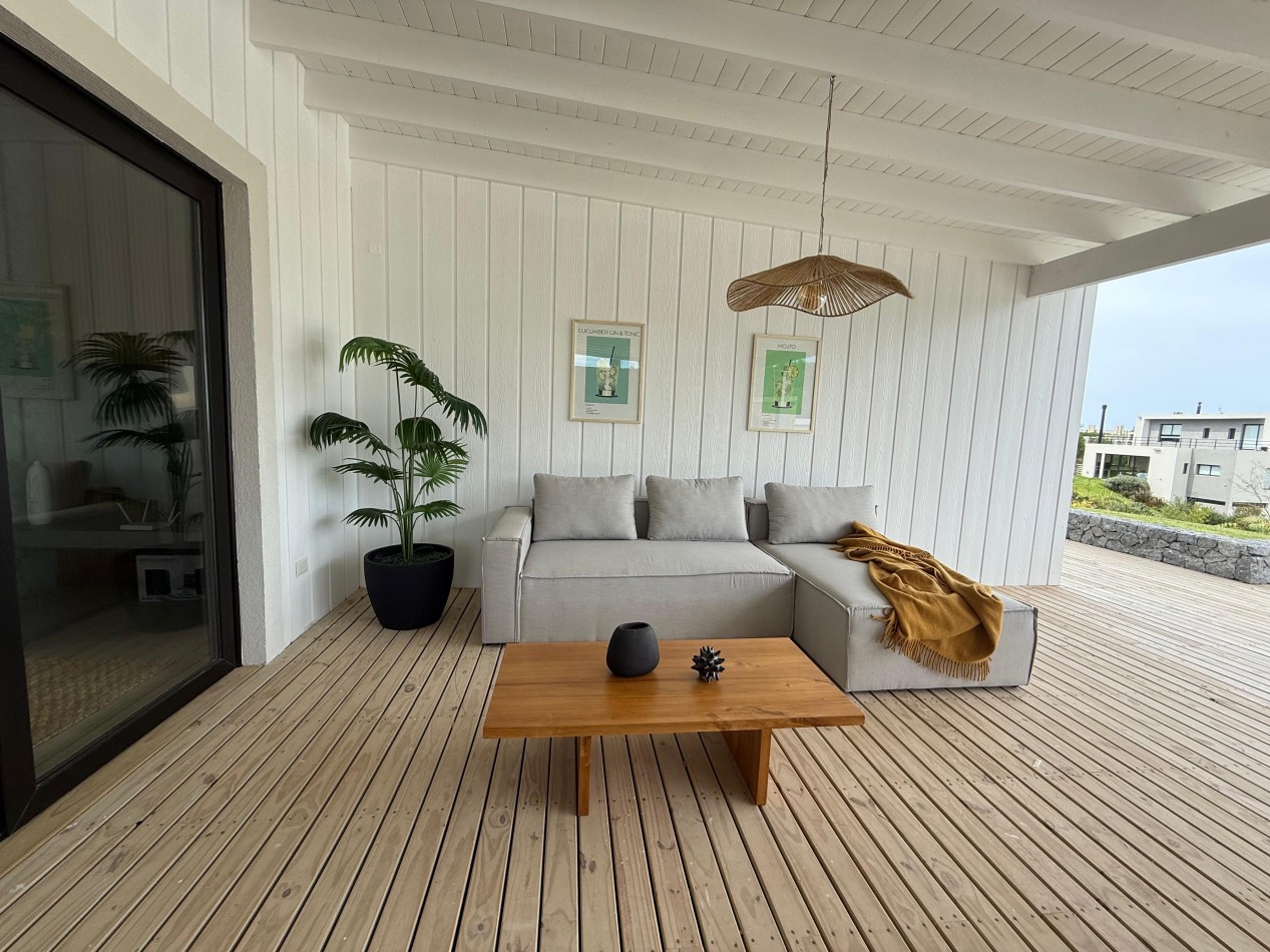 CASA EN VENTA EN COSTA ESMERALDA