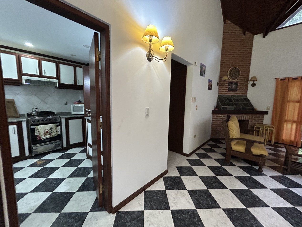 CASA EN VENTA EN CARILO