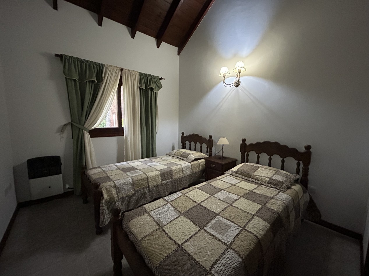 CASA EN VENTA EN CARILO