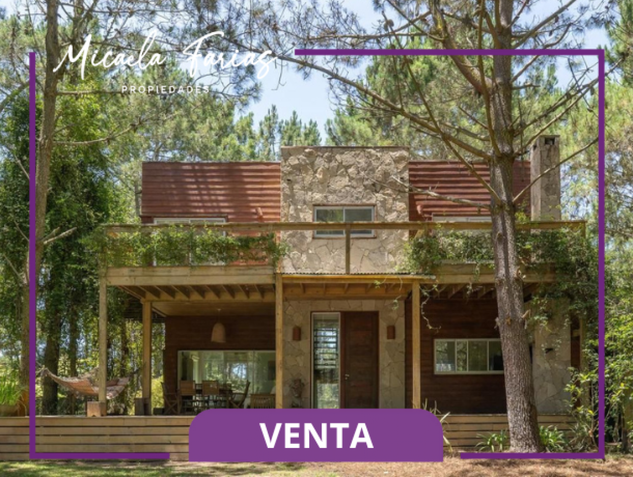 CASA EN DOBLE TERRENO EN VENTA EN LA HERRADURA - PINAMAR