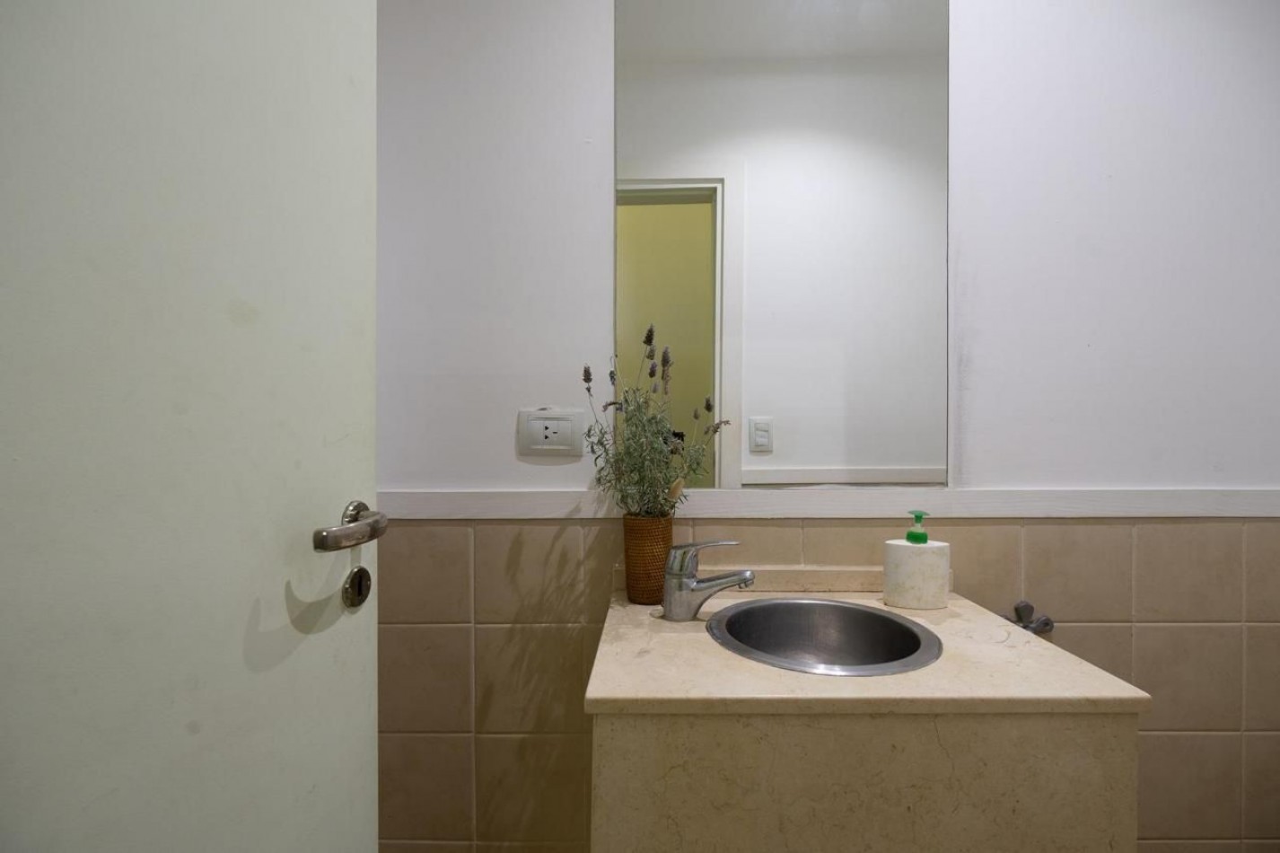 CASA EN DOBLE TERRENO EN VENTA EN LA HERRADURA - PINAMAR