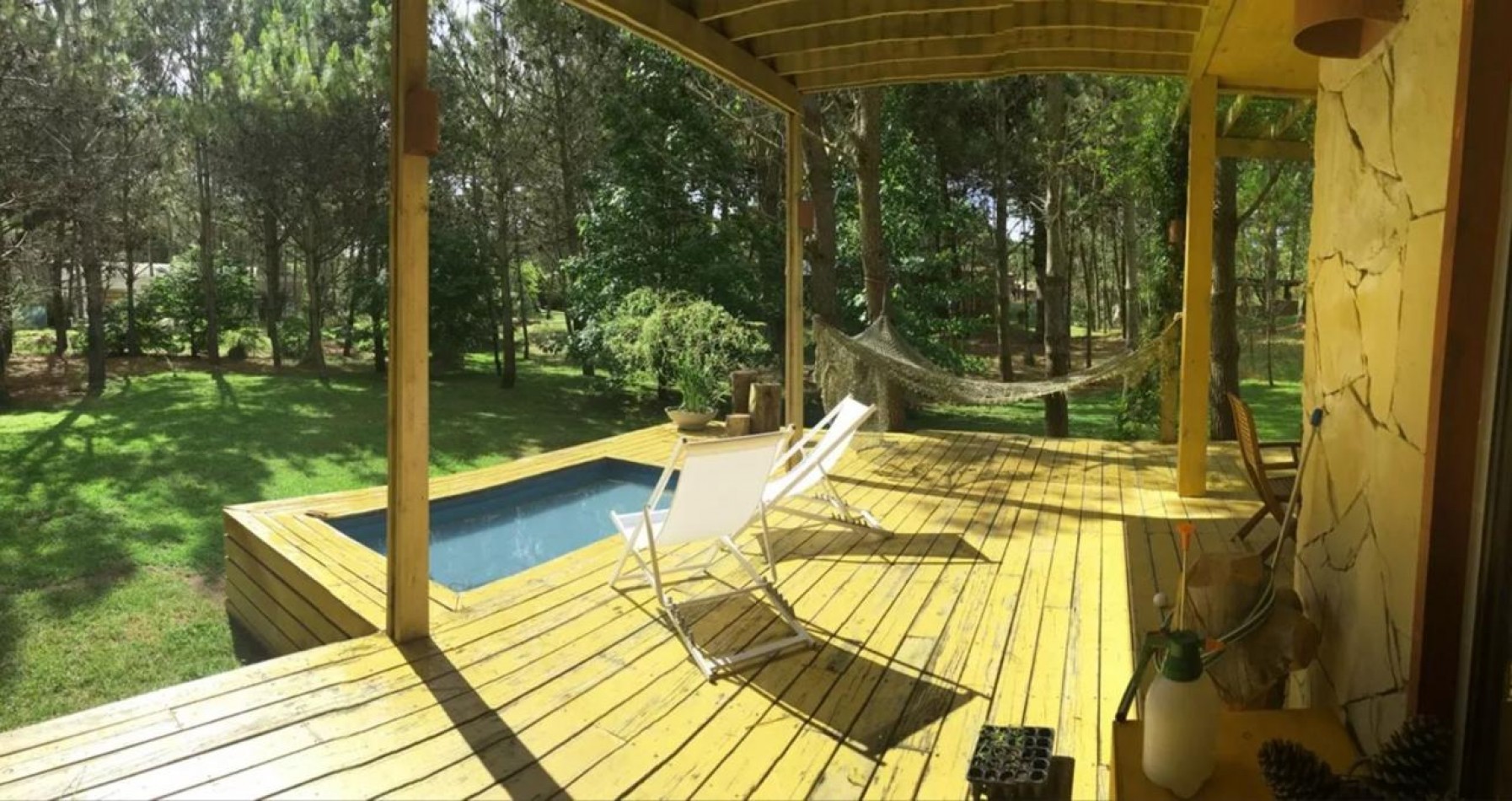CASA EN DOBLE TERRENO EN VENTA EN LA HERRADURA - PINAMAR