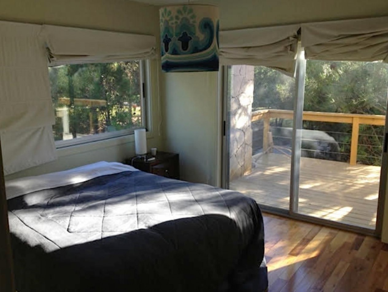 CASA EN DOBLE TERRENO EN VENTA EN LA HERRADURA - PINAMAR