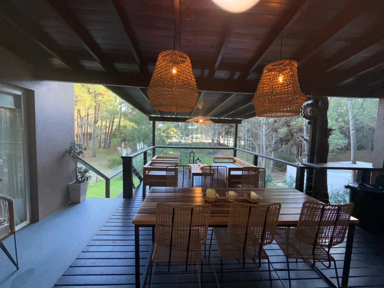 CASA EN VENTA EN COSTA ESMERALDA