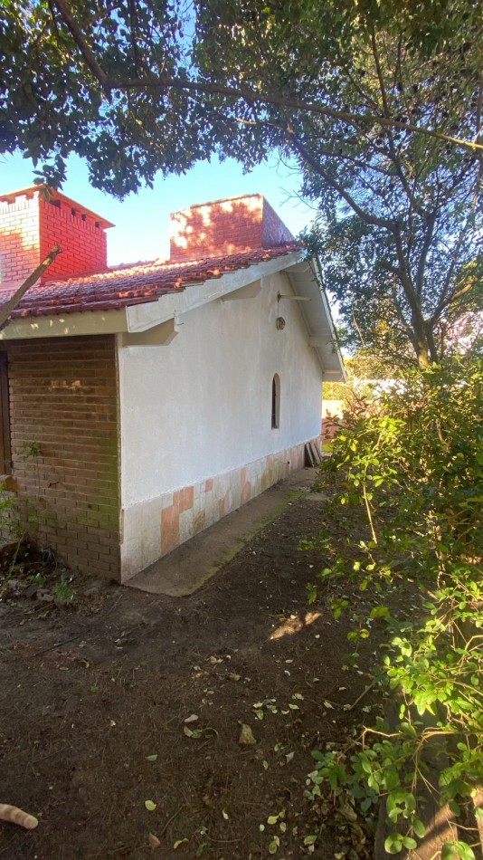 Chalet sobre lote MULTIFAMILIAR EN AVENIDA INTERMEDANOS PINAMAR