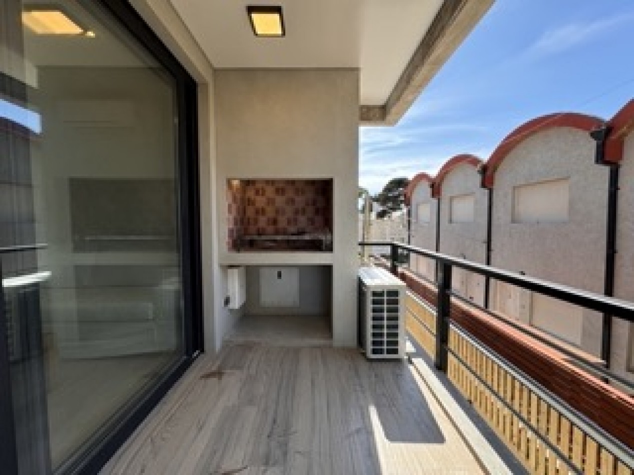 DEPARTAMENTO AMB CON PISCINA Y SALA DE JUEGOS - ARENAS 5 VERANO 2027