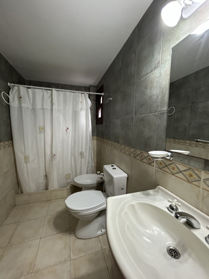 CASA EN VENTA EN CARILO