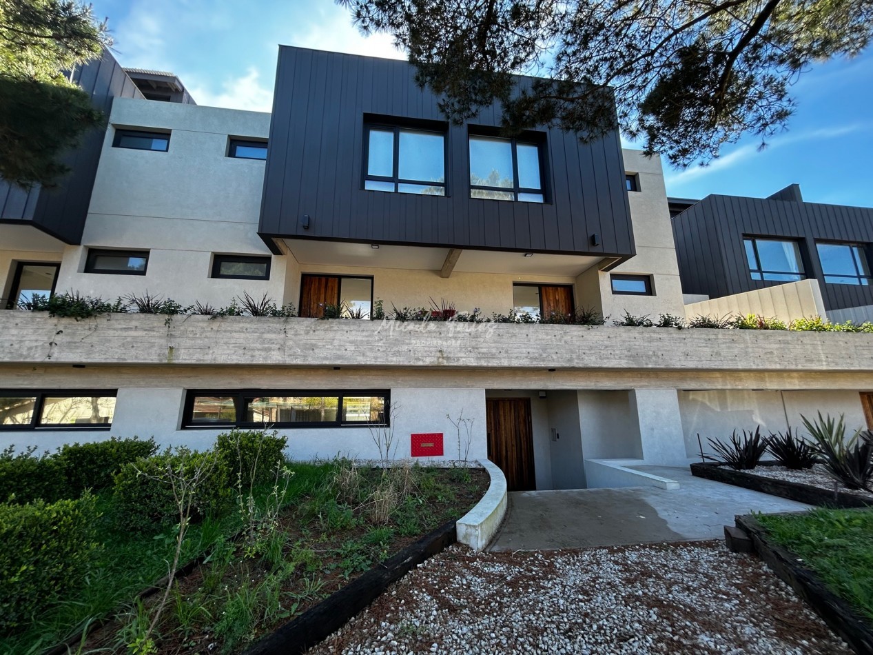 DEPARTAMENTO EN ALQUILER A METROS DEL BALNEARIO HEMINGWAY