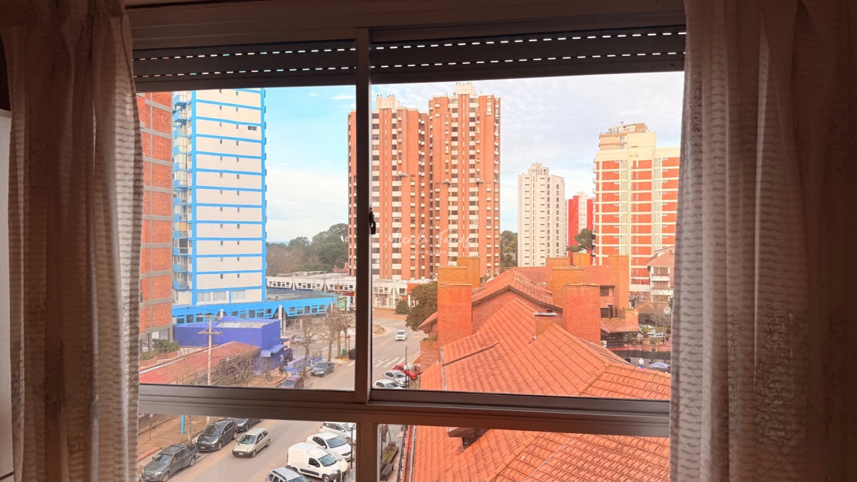 MONOAMBIENTE EN VENTA EN EL CENTRO DE PINAMAR