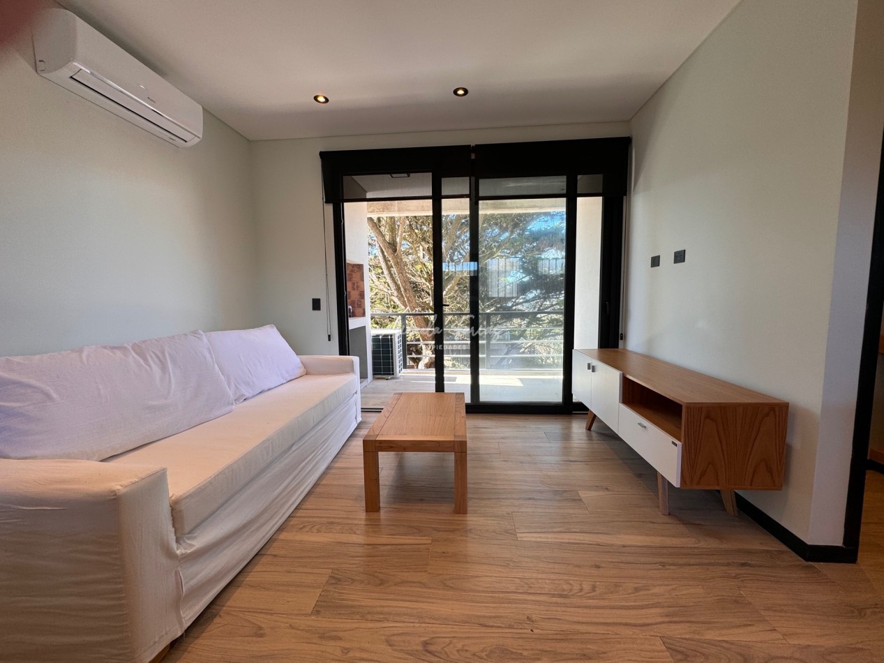 DEPARTAMENTO EN ALQUILER A METROS DEL BALNEARIO HEMINGWAY