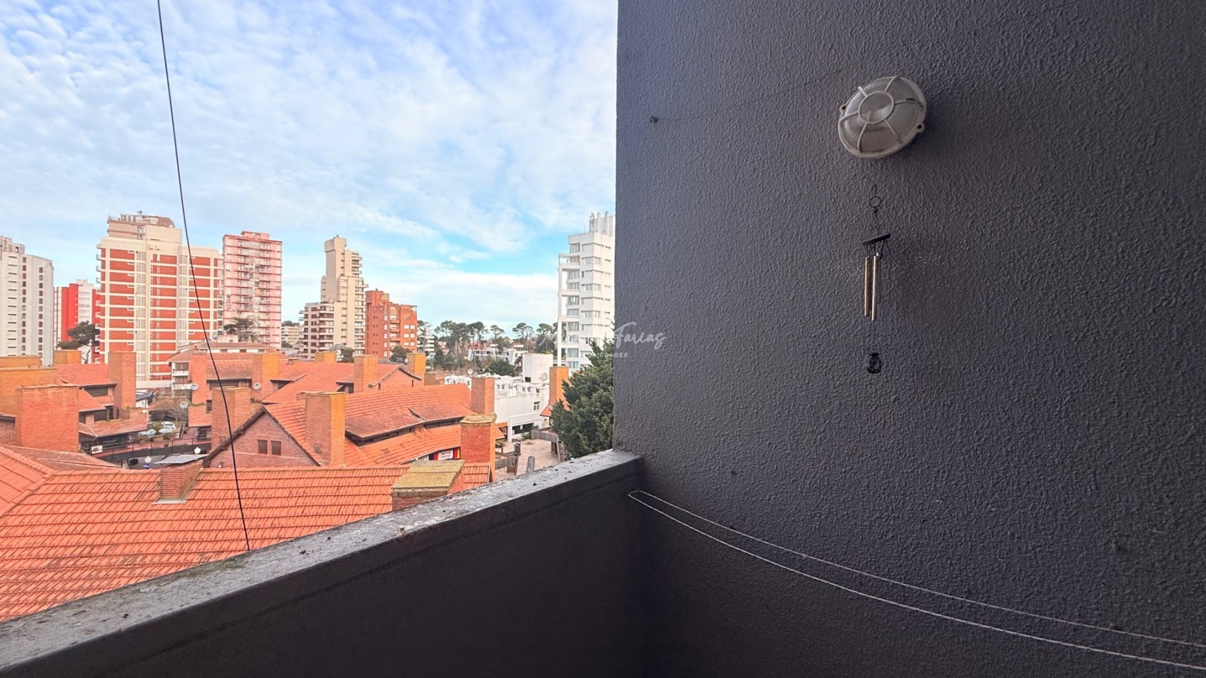 MONOAMBIENTE EN VENTA EN EL CENTRO DE PINAMAR