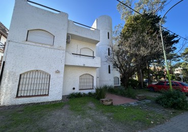 Departamento en venta en Pinamar. 